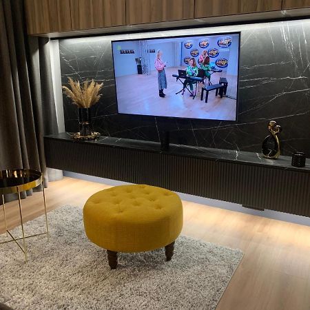 Luxury Apartament Wyszynskiego ラドム エクステリア 写真