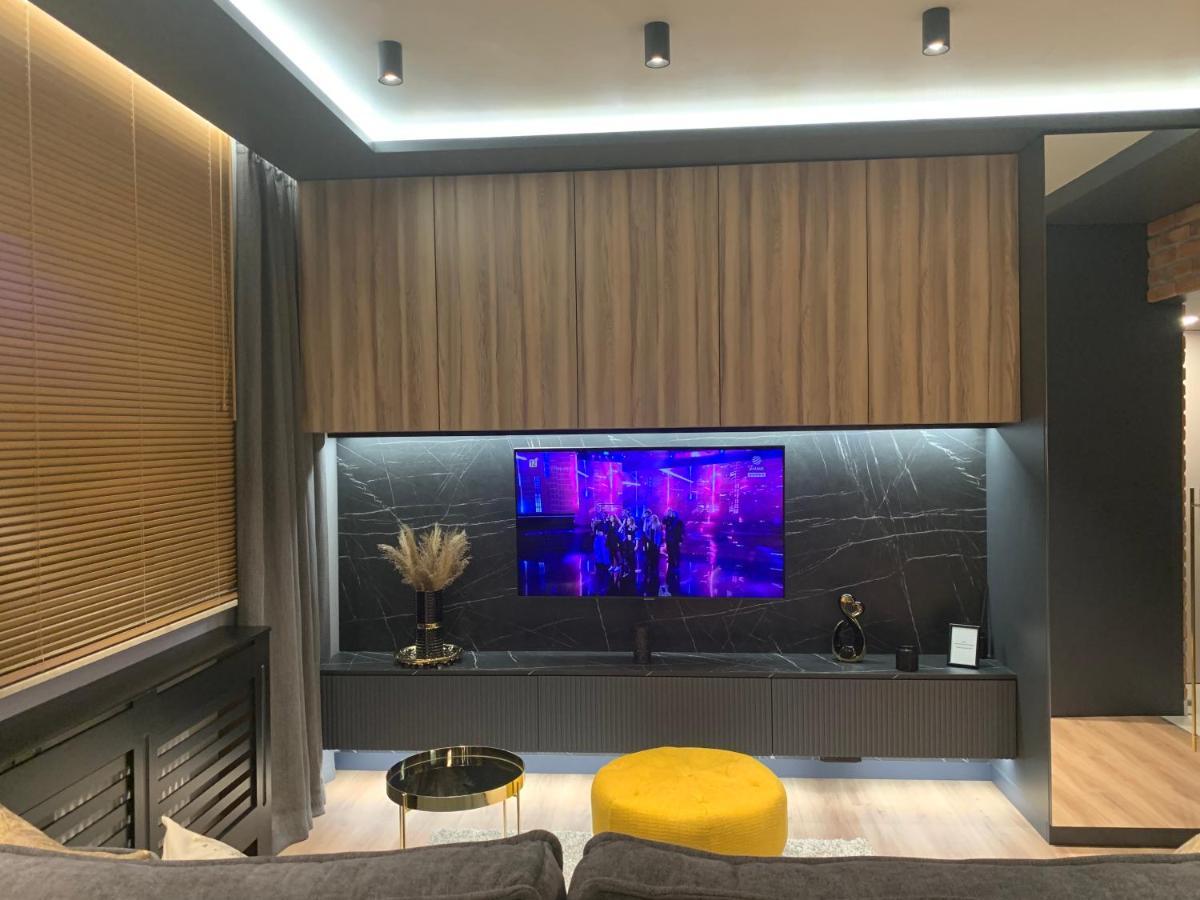Luxury Apartament Wyszynskiego ラドム エクステリア 写真