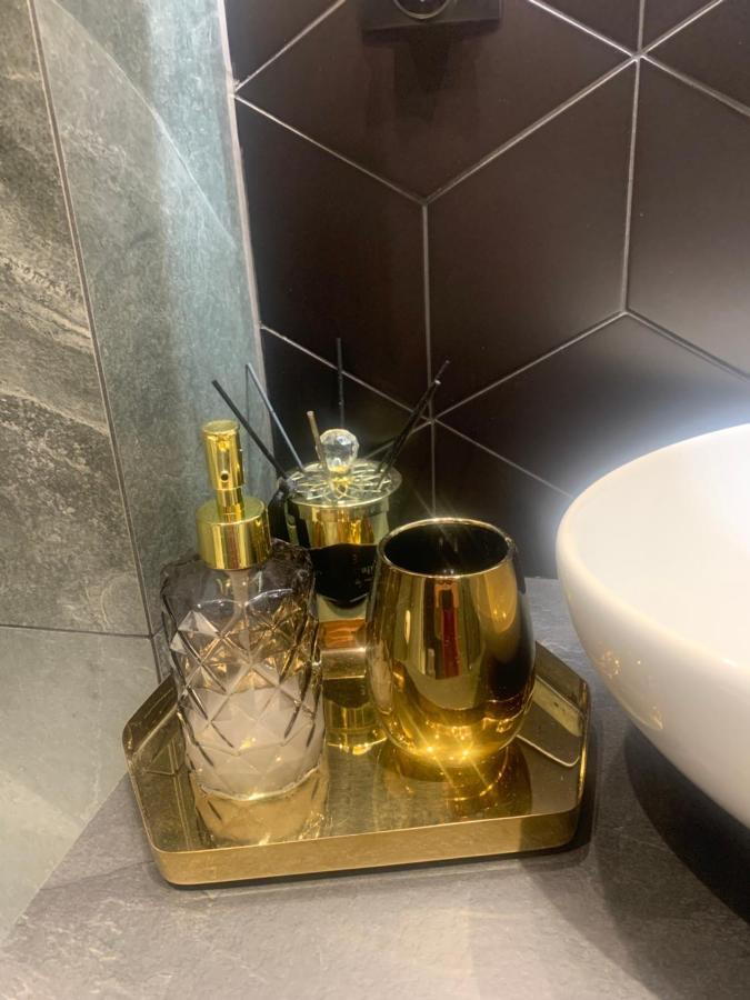 Luxury Apartament Wyszynskiego ラドム エクステリア 写真